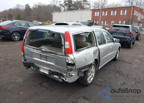 2006 Volvo V70 2.4/2.4L z USA, uszkodzony, nr VIN YV1SW640462566769